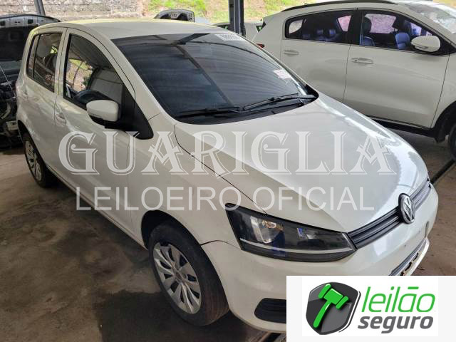 LOTE 034 VOLKSWAGEN/FOX TRENDLINE 1.0 TOTAL FLEX 2015