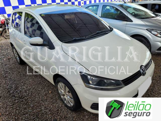LOTE 034 VOLKSWAGEN/FOX TRENDLINE 1.6 MSI 2015